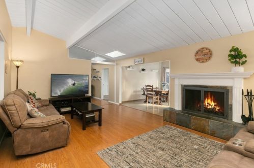 5876 Los Ranchos Dr, Buena Park, CA 90620-3450