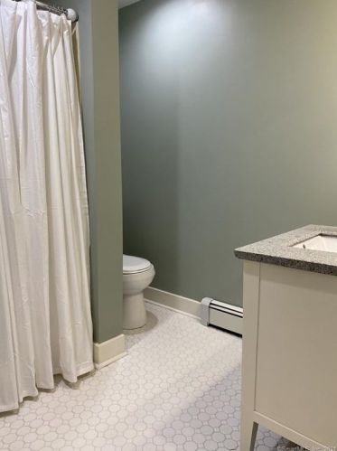 4 Bishop Ct, United States Coast Guard Ac CT  06320-5601 exterior