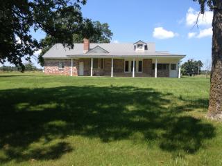 2919 Adams Rd, Fayetteville, AR 72704-9372