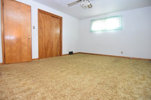 217 Larkspur St, Whitaker PA  15120-2207 exterior