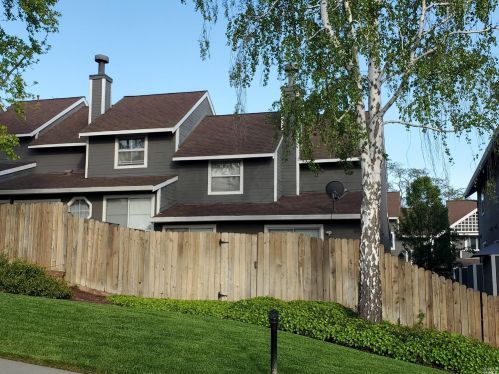 1320 7th St, Benicia CA  94510-3587 exterior