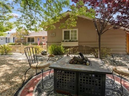 3741 Willowood Dr, San Jose, CA 95118-1661
