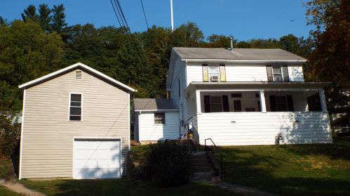 463 Scott St, Nelsonville, OH 45764-1053