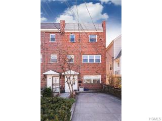 4816 Robertson St, Bronx, NY 10470-1025