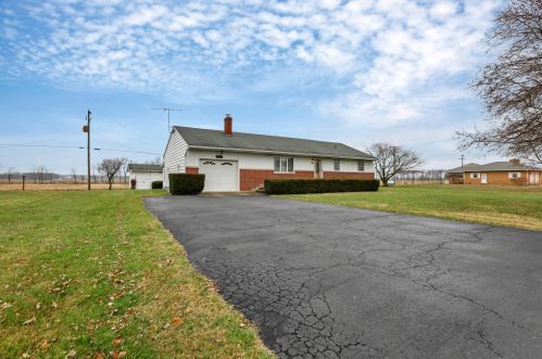 4360 Keller Rd, Hebron, OH 43025-9630