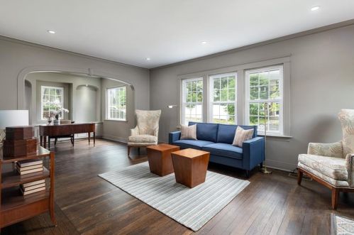 87 Woodbury St, Providence RI  02906-3509 exterior