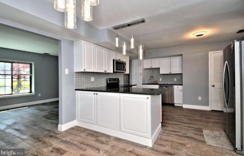 607 Haskall Rd, Fairless Hills PA  19030-3822 exterior