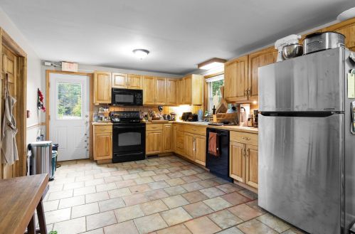 103 Durham Rd, Dover NH  03820-4363 exterior