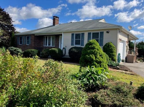 990 Ekonk Hill Rd, Norwich, CT 06384-1011