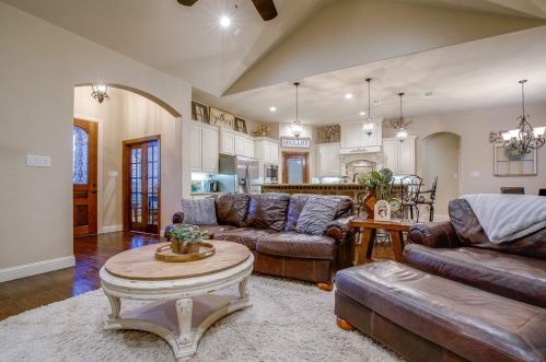 2903 Mallard Dr, Greenville TX  75402 exterior
