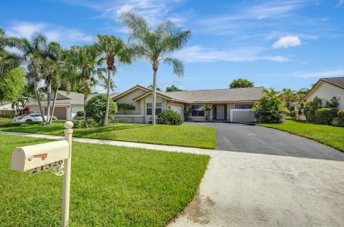 21326 Raindance Ln, Boca Raton, FL 33428-1142