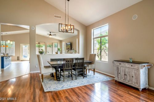 23434 21 Pl, Phoenix AZ 85006-3111 exterior