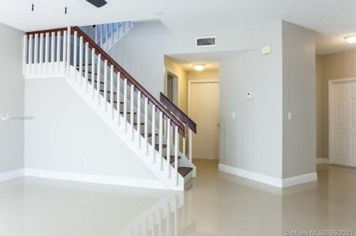 2190 191st Ave, Hollywood FL  33029-4610 exterior