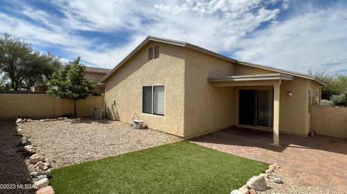 10446 Jerrell Cove St, Tucson, AZ 85747-5757