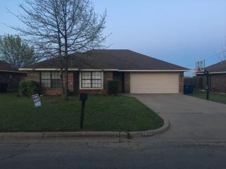 1409 Spanish Oak Dr, Granbury, TX 76048-2705
