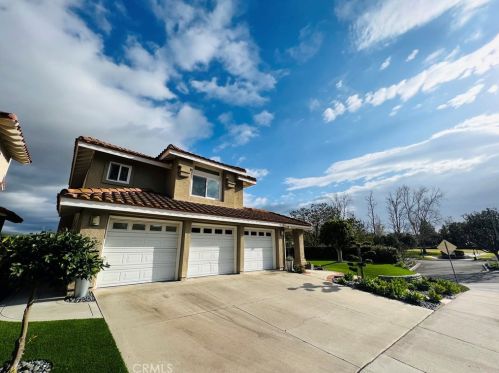 26 San Nicholas, Trabuco Canyon, CA 92688-2508