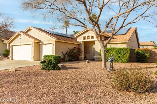 15866 Central St, Sun City, AZ 85374-5814