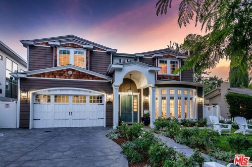 4157 Ventura Canyon Ave, Van Nuys, CA 91423-4327