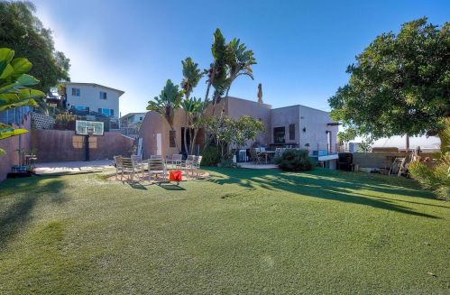1570 Guy St, San Diego CA  92103-4757 exterior