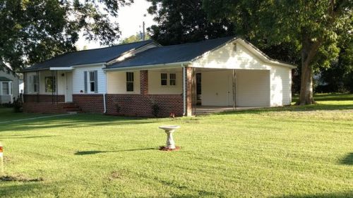 1507 Clark St, Winchester, TN 37398-1901
