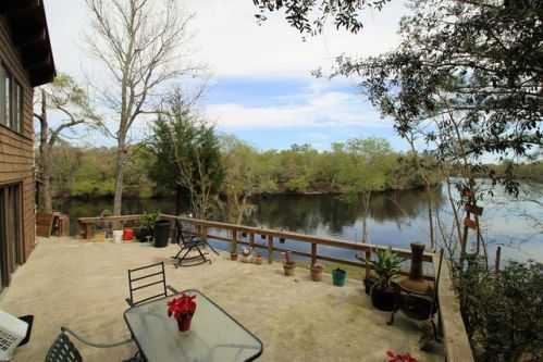 6330 55th St, Bell, FL 32619-3872