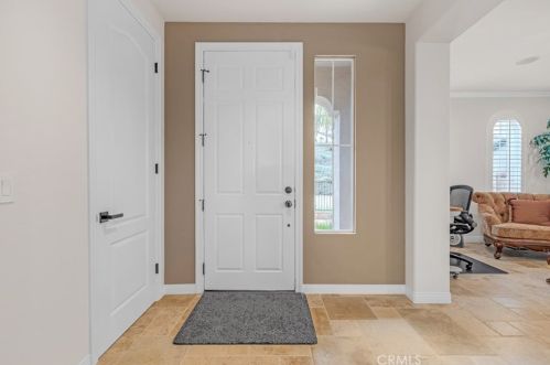 13 Via Niccolo Ct, Lake Elsinore CA  92532-0147 exterior