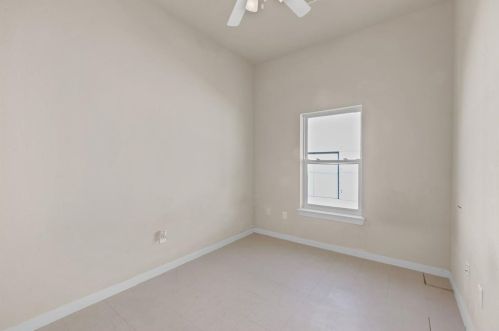 4210 Church St, Galveston TX  77550-1118 exterior