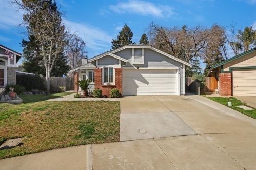 9050 Concerto Ct, Elk Grove, CA 95758-5831