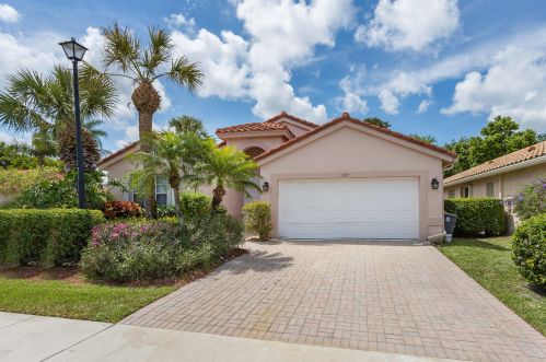 5321 Glenville Dr, Boynton Beach, FL 33437-1676