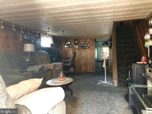 241 Arnot St, Arnots Addition, PA 17970-1104