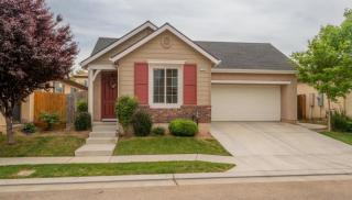 7355 Robinson Ave, Fresno, CA 93737-9275