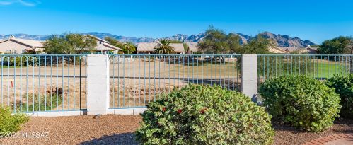 10830 Eagle Eye Pl, Tucson AZ 85737-9073 exterior