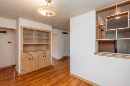 4124 89, Milwaukee WI 53228-2210 exterior