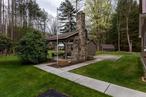 119 Mcgill Ln, Champion, PA 15622-2027