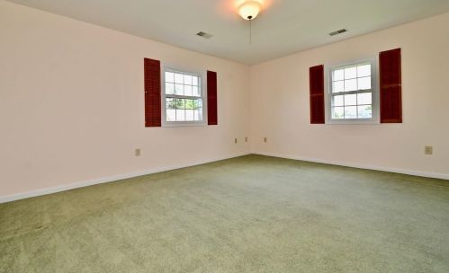 3 Utz Dr, Florence KY  41042-1538 exterior