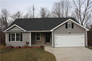 1819 Camelot Dr, Clarksville, TN 37040-3184