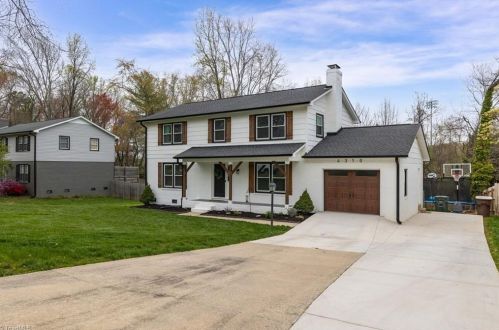 4310 Kingsland Dr, Greensboro, NC 27455-1910