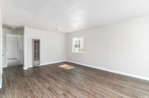 1122 89th Ave, Oakland CA  94621-1120 exterior