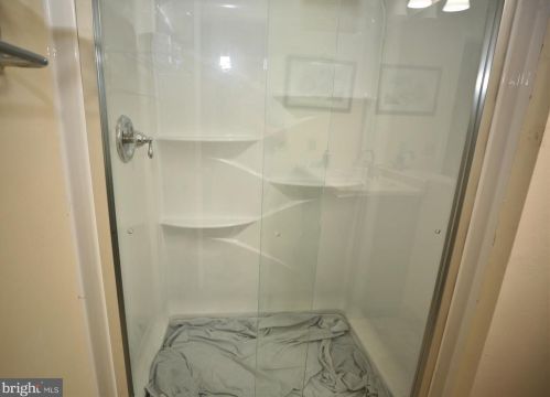 1 Allison Rd, East Windsor NJ  08520-2629 exterior