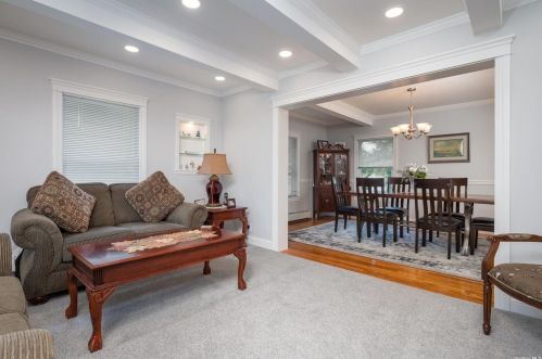2950 Johnson Pl, North Wantagh, NY 11793-2835