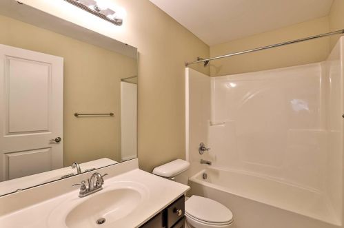 1282 Fieldhurst Ct, Florence KY  41042-8416 exterior