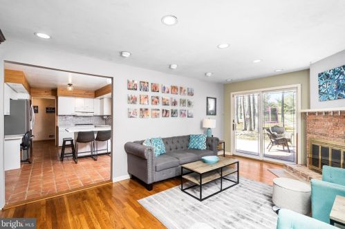 18 Balsam Ct, Lawrence Township NJ  08648-3118 exterior