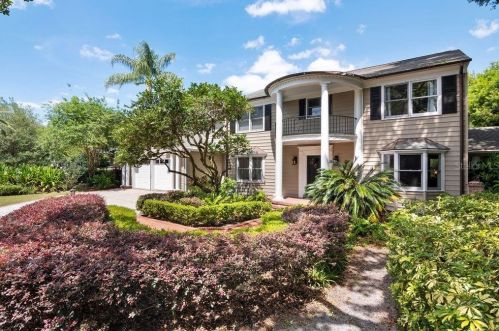 933 Lancaster Dr, Orlando, FL 32806-2312