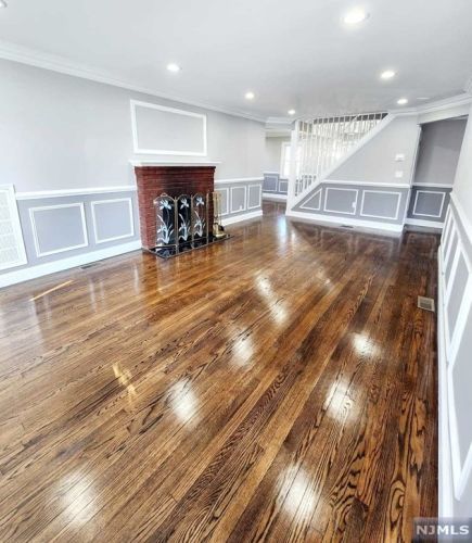 12 Lohmann Pl, Dumont NJ  07628-1521 exterior