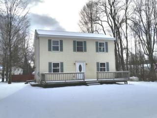 60 Jasper Ln, Sunderland, VT 05250-8582