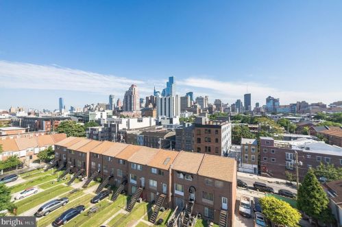 1201 Fitzwater St, Philadelphia PA  19147-1842 exterior