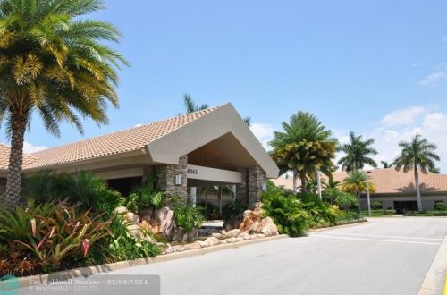 10595 Stonebridge Blvd, Boca Raton FL  33498-2002 exterior