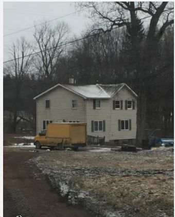 1826 Slocum Rd, Wapwallopen, PA 18660-8883