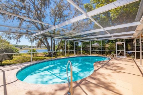528 Fieldstone Ln, Brooksville, FL 34606-5204
