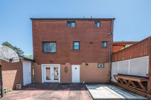 114 Fox Chase Dr, Verona PA  15147-2806 exterior